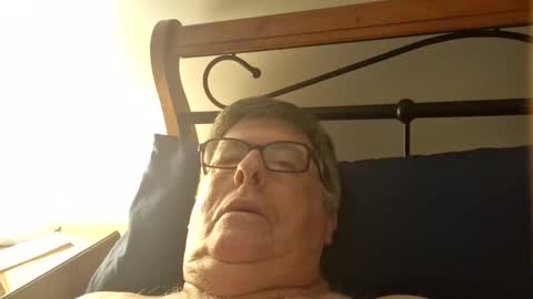 Desmon1958 online show from 6, 4, 2026