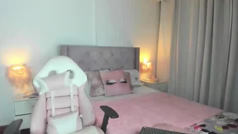 destinysweet21 online show from 20, 9, 2025