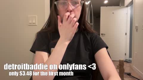 Snapshot of detroitbaddie chatting on 25, 2, 2025 detroitbaddie online show from 25, 2, 2025