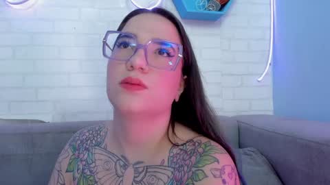 Deva Blue online show from 30, 1, 2025