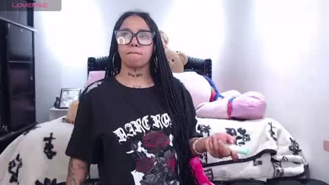 Snapshot of devi_black_13_ chatting on 4, 7, 2026 devi_black_13_ online show from 4, 7, 2026