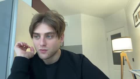 devilnut1 online show from 19, 12, 2024