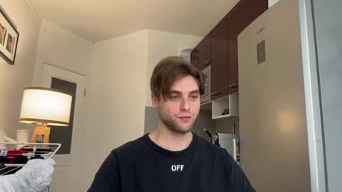 Snapshot of devilnut1 chatting on 8, 3, 2025 devilnut1 online show from 8, 3, 2025