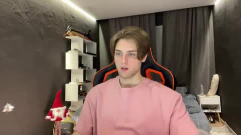 Snapshot of devilnut1 chatting on 29, 11, 2025 devilnut1 online show from 29, 11, 2025