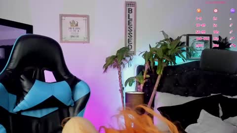 Snapshot of devlin_violet__ chatting on 12, 2, 2025 PaulaInsta  paulacastellanos 1Pvt open online show from 12, 2, 2025