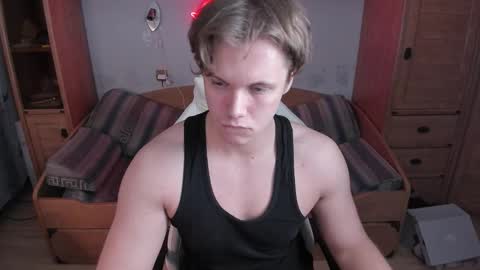 Snapshot of dexter_bennett chatting on 13, 10, 2025 Dexter online show from 13, 10, 2025