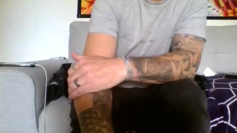 deydey83 online show from 23, 12, 2025