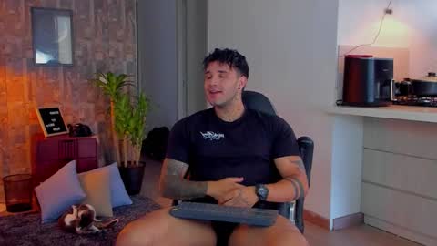 JULIAN online show from 17, 11, 2025