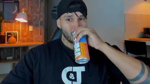 JULIAN online show from 16, 4, 2026