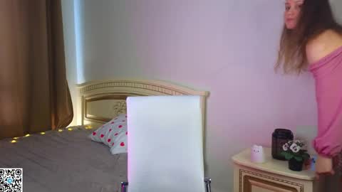 Kira online show from 4, 3, 2026