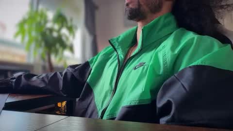 dezzydee1one online show from 17, 3, 2026