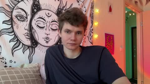 Snapshot of di_n_alex chatting on 9, 1, 2025 Di Alex online show from 9, 1, 2025