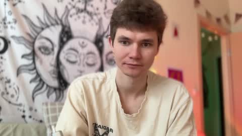 Snapshot of di_n_alex chatting on 10, 1, 2025 Di Alex online show from 10, 1, 2025