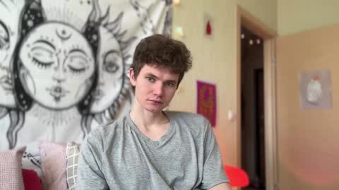 Snapshot of di_n_alex chatting on 18, 1, 2025 Di Alex online show from 18, 1, 2025