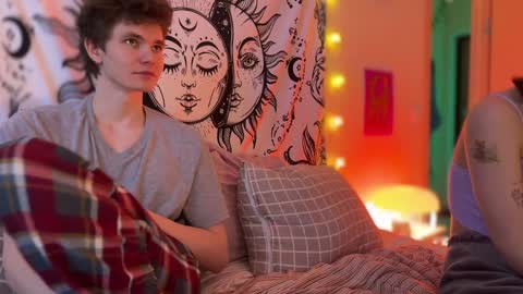 Snapshot of di_n_alex chatting on 23, 1, 2025 Di Alex online show from 23, 1, 2025