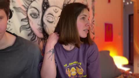 Snapshot of di_n_alex chatting on 25, 1, 2025 Di Alex online show from 25, 1, 2025