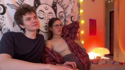 Snapshot of di_n_alex chatting on 29, 1, 2025 Di Alex online show from 29, 1, 2025