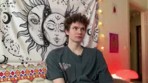 Snapshot of di_n_alex chatting on 9, 2, 2025 Di Alex online show from 9, 2, 2025