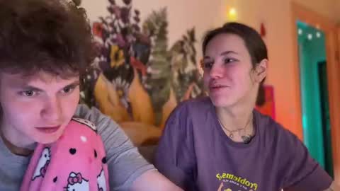 Snapshot of di_n_alex chatting on 20, 2, 2025 Di Alex online show from 20, 2, 2025