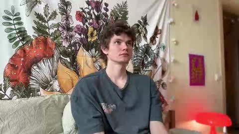 Snapshot of di_n_alex chatting on 26, 2, 2025 Di Alex online show from 26, 2, 2025