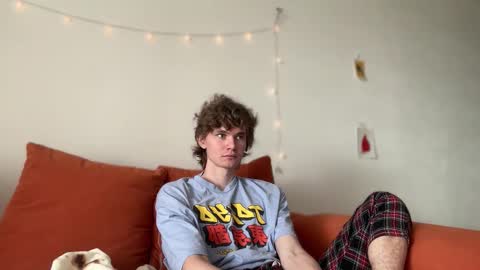 Snapshot of di_n_alex chatting on 27, 9, 2025 Di Alex online show from 27, 9, 2025