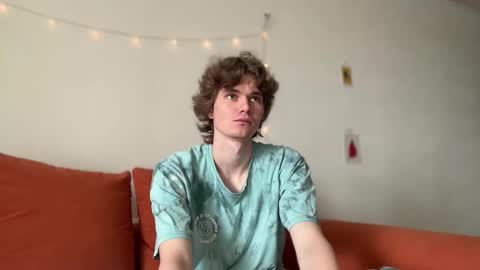 Snapshot of di_n_alex chatting on 28, 9, 2025 Di Alex online show from 28, 9, 2025