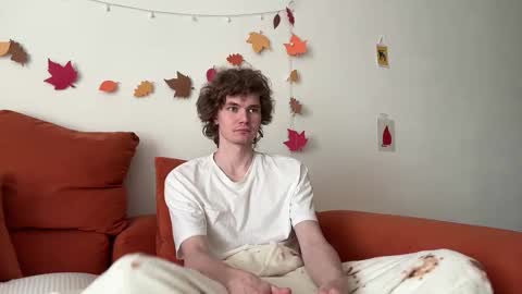 Snapshot of di_n_alex chatting on 23, 10, 2025 Di Alex online show from 23, 10, 2025