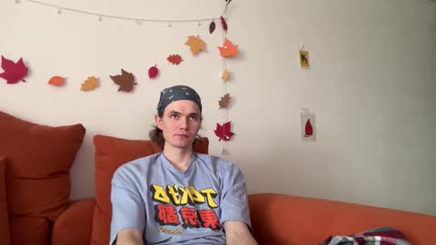 Snapshot of di_n_alex chatting on 26, 10, 2025 Di Alex online show from 26, 10, 2025