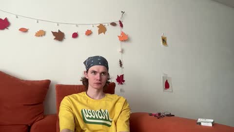 Snapshot of di_n_alex chatting on 15, 11, 2025 Di Alex online show from 15, 11, 2025