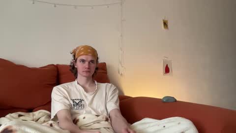 Snapshot of di_n_alex chatting on 27, 11, 2025 Di Alex online show from 27, 11, 2025