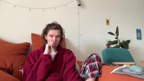 Di Alex online show from 24, 4, 2026