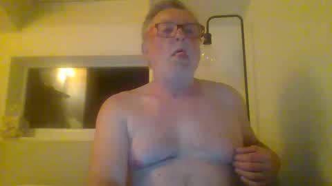 dial76 online show from 9, 3, 2025