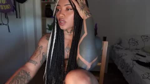 Snapshot of diamon_kataleya chatting on 13, 7, 2026 Melissa My schedule 10pm time Colombia online show from 13, 7, 2026