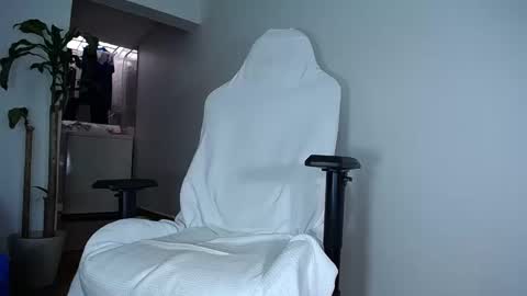 Snapshot of diamond_black00 chatting on 8, 2, 2025 MaSSimo online show from 8, 2, 2025