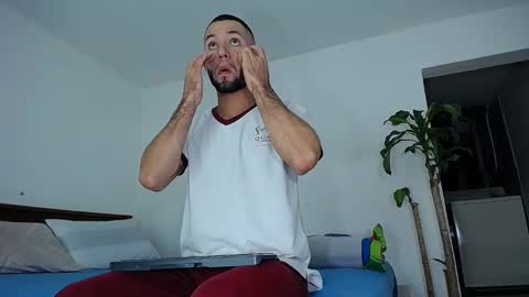 Snapshot of diamond_black00 chatting on 10, 2, 2025 MaSSimo online show from 10, 2, 2025