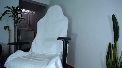 Snapshot of diamond_black00 chatting on 21, 2, 2025 MaSSimo online show from 21, 2, 2025