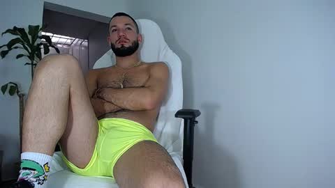 Snapshot of diamond_black00 chatting on 5, 3, 2025 MaSSimo online show from 5, 3, 2025