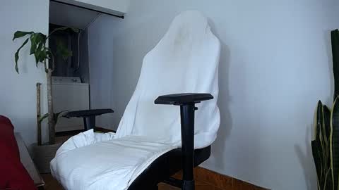 Snapshot of diamond_black00 chatting on 23, 9, 2025 MaSSimo online show from 23, 9, 2025