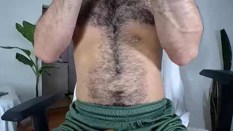 Snapshot of diamond_black00 chatting on 27, 10, 2025 MaSSimo online show from 27, 10, 2025