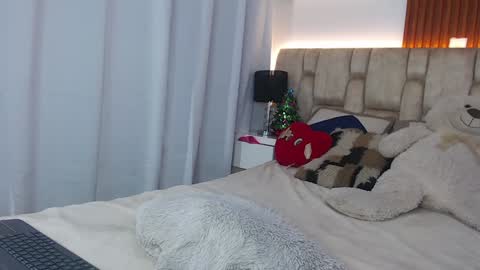 diamond_canela online show from 10, 12, 2024