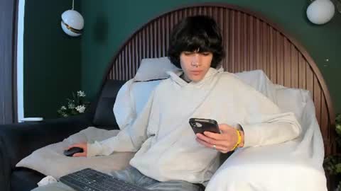 Snapshot of diamond_twink chatting on 15, 7, 2026 diamond_twink online show from 15, 7, 2026