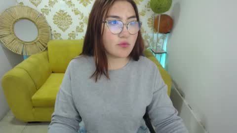 Snapshot of diamondfox_m chatting on 25, 3, 2026 Your Diamond online show from 25, 3, 2026