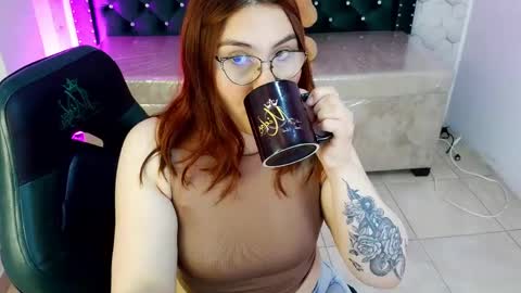 Snapshot of diamondfox_m chatting on 2, 4, 2026 Your Diamond online show from 2, 4, 2026