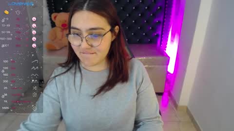 Snapshot of diamondfox_m chatting on 8, 4, 2026 Your Diamond online show from 8, 4, 2026