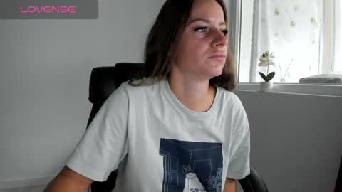 diamondkay_ online show from 4, 10, 2025