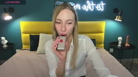 Snapshot of diana_garrett chatting on 14, 5, 2026 Diana online show from 14, 5, 2026
