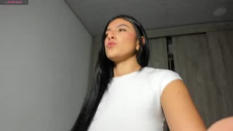 Snapshot of diana_jones_ chatting on 24, 7, 2026 POCA online show from 24, 7, 2026