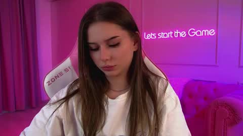 Snapshot of dianabecker chatting on 2, 5, 2026 Diana online show from 2, 5, 2026