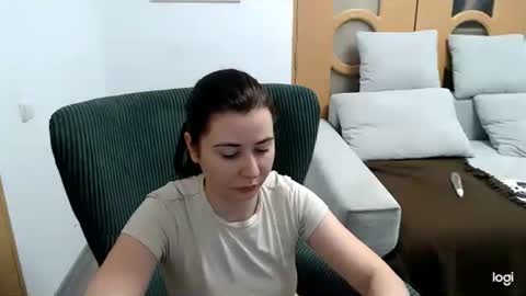 dianasmiey7 online show from 16, 2, 2026