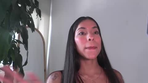 Melania   -    online show from 15, 2, 2025